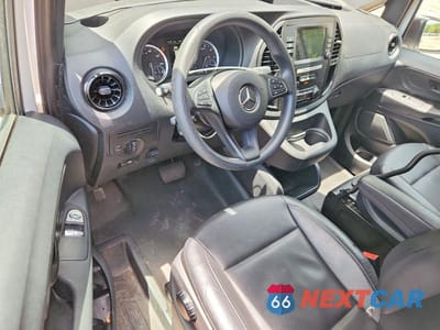 Zdjęcie 8 z 13 samochodu: 2023 MERCEDES-BENZ METRIS VIN:W1YV0CEY9P4258425 - miniatura