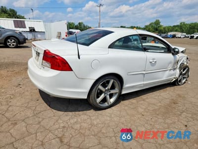 Trzecie zdjęcie samochodu z tyłu: 2011 VOLVO C70 T5 VIN:YV1672MC8BJ117239 - miniatura
