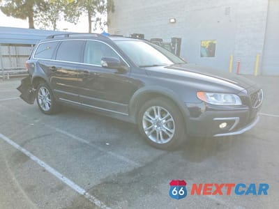 Czwarte zdjęcie samochodu z boku: 2016 VOLVO XC70 T5 PREMIER VIN:YV4612NK1G1237028 - miniatura
