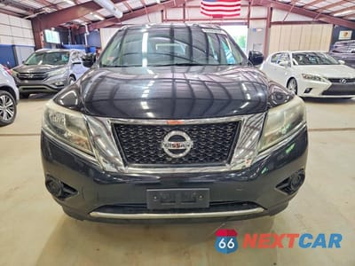 Piąte zdjęcie samochodu w środku: 2014 NISSAN PATHFINDER S VIN:5N1AR2MM4EC635985 - miniatura