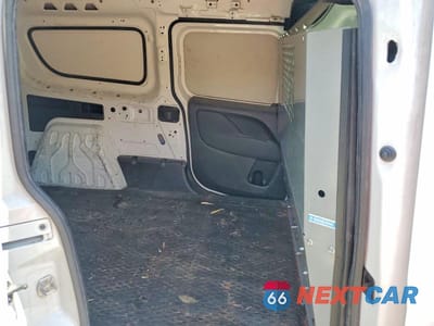 Zdjęcie 11 z 13 samochodu: 2016 RAM PROMASTER CITY SLT VIN:ZFBERFBT2G6C23210 - miniatura