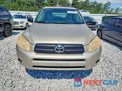 Piąte zdjęcie samochodu w środku: 2007 TOYOTA RAV4 BASE VIN:JTMZD33VX76031946 - miniatura