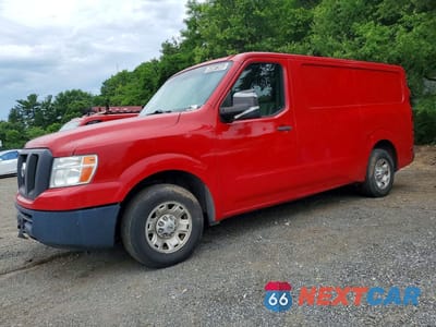 2015 NISSAN NV 2500 HD SV 1N6BF0KX6FN804944 - główne zdjęcie licytacji z USA - miniatura