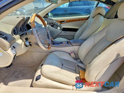 Zdjęcie 7 z 13 samochodu: 2005 MERCEDES-BENZ SL 500 VIN:WDBSK75F65F101801 - miniatura