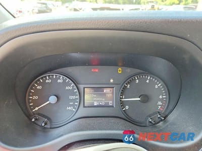 Zdjęcie 9 z 13 samochodu: 2016 MERCEDES-BENZ METRIS VIN:WD3PG2EA6G3193264 - miniatura