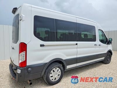 Trzecie zdjęcie samochodu z tyłu: 2024 FORD TRANSIT T-350 VIN:1FBAX2C88RKA52897 - miniatura
