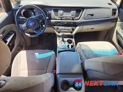 Zdjęcie 8 z 12 samochodu: 2015 KIA SEDONA LX VIN:KNDMB5C1XF6068826 - miniatura
