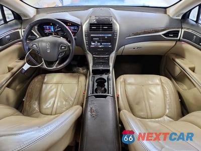 Zdjęcie 8 z 12 samochodu: 2013 LINCOLN MKZ HYBRID VIN:3LN6L2LU5DR825514 - miniatura