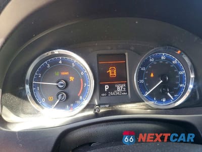 Zdjęcie 9 z 13 samochodu: 2018 TOYOTA COROLLA LE VIN:5YFBURHE8JP830167 - miniatura