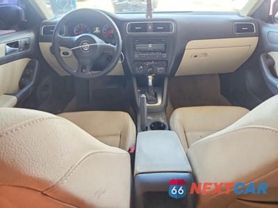 Zdjęcie 8 z 12 samochodu: 2012 VOLKSWAGEN JETTA SE VIN:3VWDP7AJ2CM336406 - miniatura