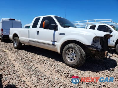 Czwarte zdjęcie samochodu z boku: 2000 FORD F250 SUPER DUTY VIN:1FTNX20F6YED96936 - miniatura