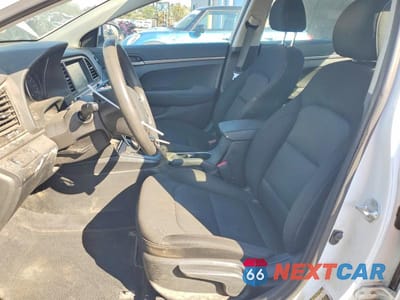 Zdjęcie 7 z 12 samochodu: 2018 HYUNDAI ELANTRA SE VIN:5NPD74LF3JH389578 - miniatura