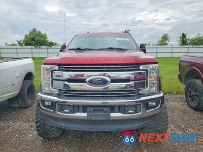 Piąte zdjęcie samochodu w środku: 2017 FORD F250 LARIAT VIN:1FT7W2BT5HEE54856 - miniatura