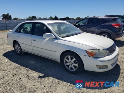 Czwarte zdjęcie samochodu z boku: 2002 TOYOTA AVALON XLS VIN:4T1BF28B22U253272 - miniatura