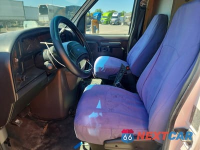 Zdjęcie 7 z 12 samochodu: 1995 FORD E350 BOX TRUCK VIN:1FDKE37H5SHA01586 - miniatura