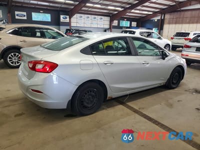 Trzecie zdjęcie samochodu z tyłu: 2017 CHEVROLET CRUZE LS VIN:1G1BC5SMXH7117951 - miniatura