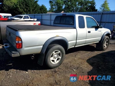 Trzecie zdjęcie samochodu z tyłu: 2004 TOYOTA TACOMA XTRACAB VIN:5TEWN72N04Z319790 - miniatura