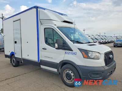 Czwarte zdjęcie samochodu z boku: 2022 FORD TRANSIT DELIVERY TRUCK VIN:1FDBW5Z84NKA31644 - miniatura
