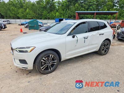 2020 VOLVO XC60 T5 MOMENTUM YV4102RK6L1561819 - główne zdjęcie licytacji z USA - miniatura
