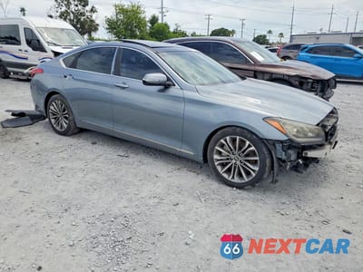 Czwarte zdjęcie samochodu z boku: 2015 HYUNDAI GENESIS 3.8L VIN:KMHGN4JE7FU047671 - miniatura