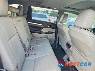 Zdjęcie 11 z 13 samochodu: 2018 TOYOTA HIGHLANDER XLE VIN:5TDJZRFH2JS536278 - miniatura