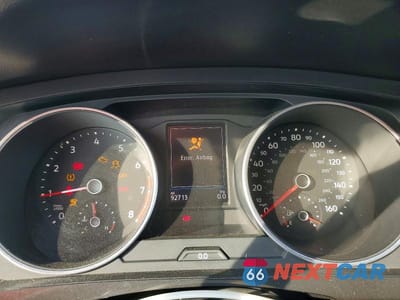 Zdjęcie 9 z 13 samochodu: 2018 VOLKSWAGEN TIGUAN SE VIN:3VV3B7AXXJM205529 - miniatura