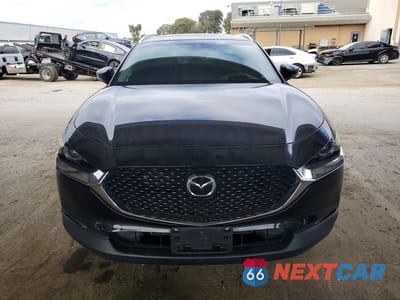 Piąte zdjęcie samochodu w środku: 2022 MAZDA CX-30 PREMIUM VIN:3MVDMBDL7NM443738 - miniatura