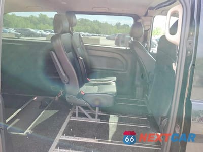 Zdjęcie 11 z 13 samochodu: 2017 MERCEDES-BENZ METRIS VIN:WDAPG2EE4H3310918 - miniatura