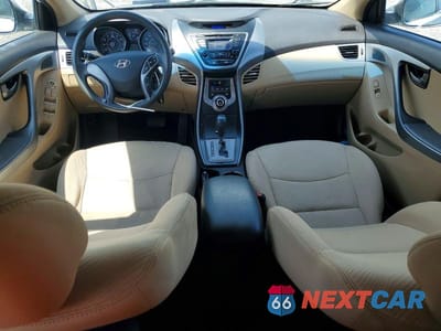 Zdjęcie 8 z 12 samochodu: 2013 HYUNDAI ELANTRA GLS VIN:5NPDH4AE3DH287385 - miniatura