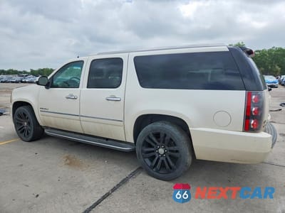 Drugie zdjęcie samochodu z przodu: 2011 GMC YUKON XL DENALI VIN:1GKS2MEF5BR145500 - miniatura