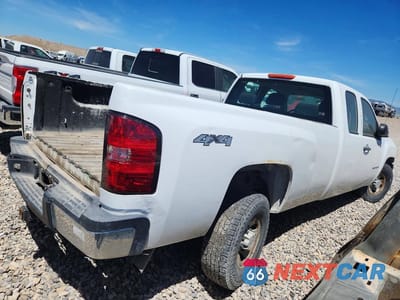 Trzecie zdjęcie samochodu z tyłu: 2008 CHEVROLET SILVERADO K3500 VIN:1GCHK39K08E191002 - miniatura