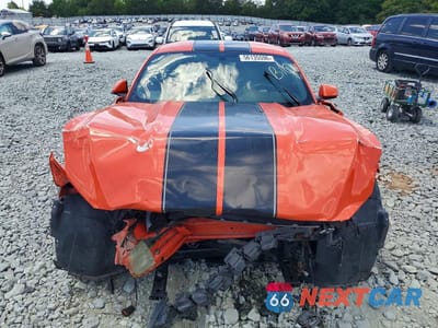 Piąte zdjęcie samochodu w środku: 2016 FORD MUSTANG VIN:1FA6P8AMXG5211697 - miniatura