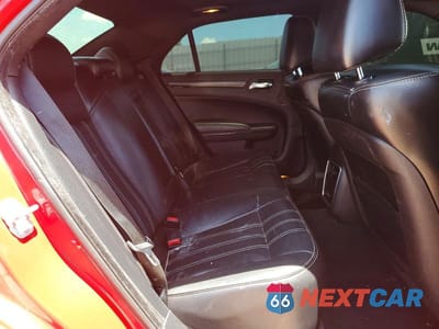 Zdjęcie 10 z 13 samochodu: 2016 CHRYSLER 300 S VIN:2C3CCABG4GH144665 - miniatura