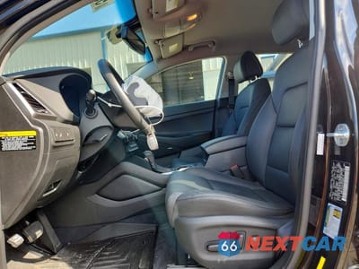 Zdjęcie 7 z 13 samochodu: 2017 HYUNDAI TUCSON SE PLUS VIN:KM8J33A47HU508173 - miniatura