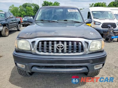 Piąte zdjęcie samochodu w środku: 2002 TOYOTA TACOMA XTRACAB VIN:5TEWN72N92Z126504 - miniatura