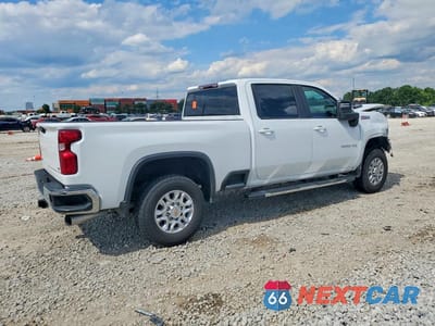 Trzecie zdjęcie samochodu z tyłu: 2022 CHEVROLET SILVERADO K2500 HEAVY DUTY LT VIN:1GC1YNEY5NF201924 - miniatura