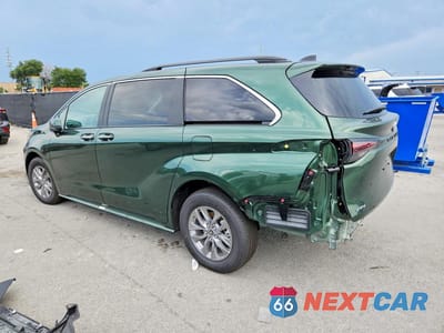 Drugie zdjęcie samochodu z przodu: 2026 TOYOTA SIENNA XLE 7-PASSENGER VIN:5TDYRKEC2TS300227 - miniatura
