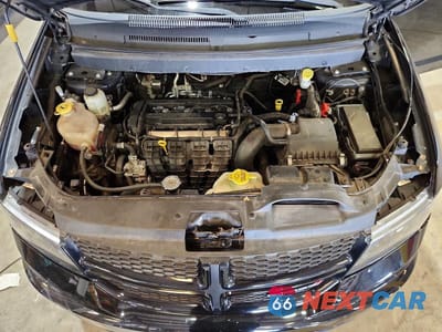 Zdjęcie 12 z 13 samochodu: 2018 DODGE JOURNEY SE VIN:3C4PDCABXJT216446 - miniatura