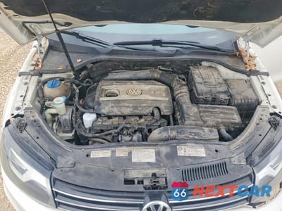 Zdjęcie 11 z 12 samochodu: 2013 VOLKSWAGEN EOS KOMFORT VIN:WVWBW8AH7DV001844 - miniatura