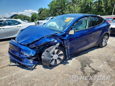 2024 TESLA MODEL Y 7SAYGDEE4RA236031 - główne zdjęcie licytacji z USA - miniatura