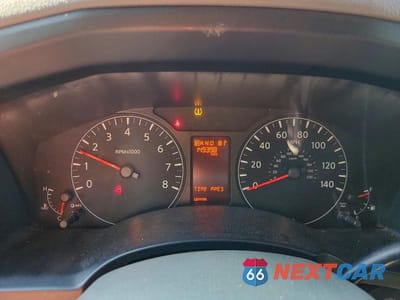 Zdjęcie 9 z 13 samochodu: 2015 NISSAN NV 2500 HD SV VIN:1N6BF0KX6FN804944 - miniatura