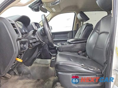 Zdjęcie 7 z 12 samochodu: 2019 RAM 2500 TRADESMAN VIN:3C6UR4HJ9KG573755 - miniatura