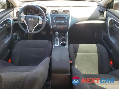Zdjęcie 8 z 12 samochodu: 2013 NISSAN ALTIMA 2.5 VIN:1N4AL3AP3DC137159 - miniatura