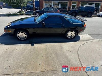 Zdjęcie 14 z 14 samochodu: 1987 PORSCHE 928 S-4 VIN:WP0JB0921HS861805 - miniatura