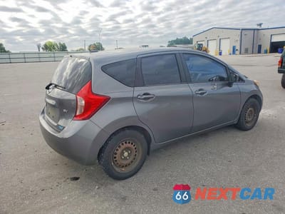 Trzecie zdjęcie samochodu z tyłu: 2016 NISSAN VERSA NOTE SV VIN:3N1CE2CP3GL374296 - miniatura