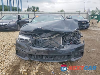 Piąte zdjęcie samochodu w środku: 2018 BMW 530 I VIN:WBAJA5C56JWA35923 - miniatura