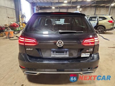 Zdjęcie 6 z 12 samochodu: 2018 VOLKSWAGEN GOLF SPORTWAGEN S VIN:3VW217AU7JM754881 - miniatura