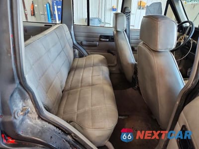 Zdjęcie 10 z 12 samochodu: 1994 JEEP CHEROKEE SE VIN:1J4FT28S8RL189697 - miniatura