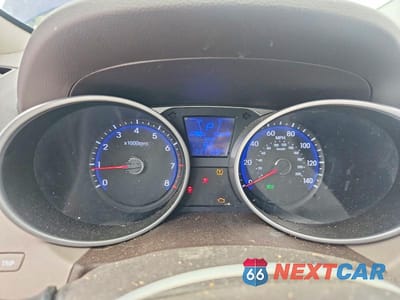 Zdjęcie 9 z 13 samochodu: 2013 HYUNDAI TUCSON VIN:KM8JUCAC5DU696349 - miniatura