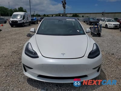 Piąte zdjęcie samochodu w środku: 2023 TESLA MODEL 3 VIN:5YJ3E1EA0PF671640 - miniatura
